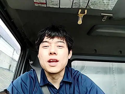 whitebriefboy online show from April 26, 9:56 pm