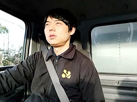 whitebriefboy online show from March 13, 10:04 pm