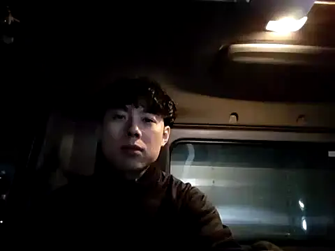 Snapshot of whitebriefboy chatting on January 29, 2:21 pm whitebriefboy online show from January 29, 2:21 pm