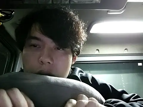 Snapshot of whitebriefboy chatting on January 22, 3:07 pm whitebriefboy online show from January 22, 3:07 pm