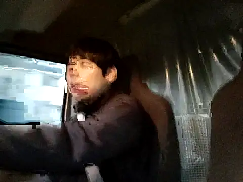 whitebriefboy online show from March 6, 9:10 pm