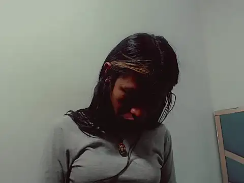 Snapshot of danna_veryhot_ chatting on December 15, 7:41 pm danna veryhot online show from December 15, 7:41 pm