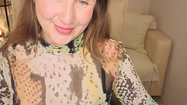 Helens love online show from July 15, 5:25 am