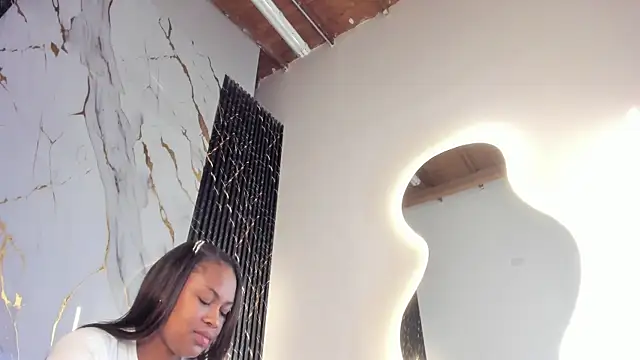 ebony hot1 online show from February 13, 1:22 pm