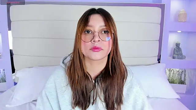 Lanna18 online show from February 28, 11:36 am
