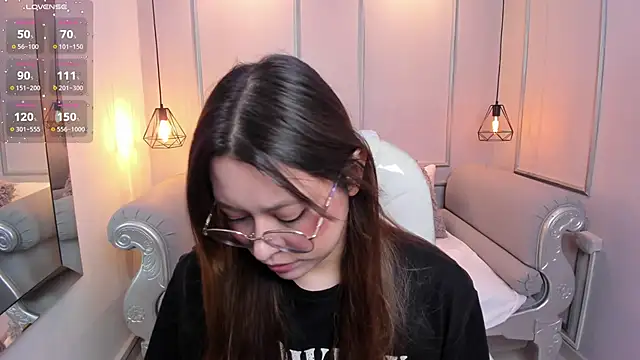 Lanna18 online show from October 1, 11:58 am