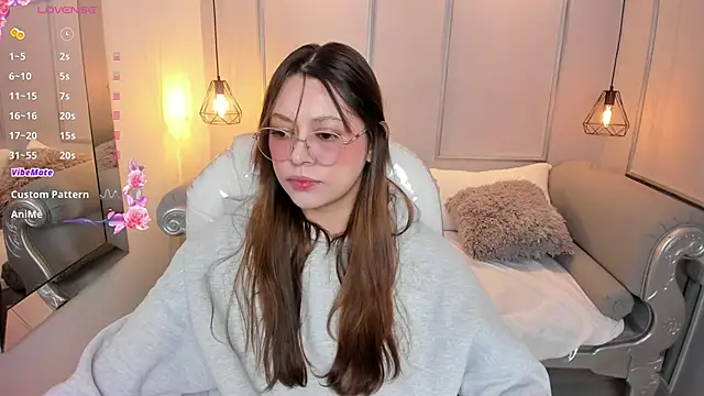 Lanna18 online show from October 21, 11:53 am