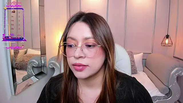 Lanna18 online show from September 23, 11:50 am