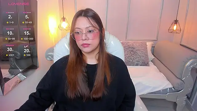 Lanna18 online show from October 7, 12:06 pm