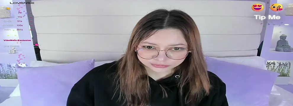 Lanna18 online show from February 25, 11:43 am