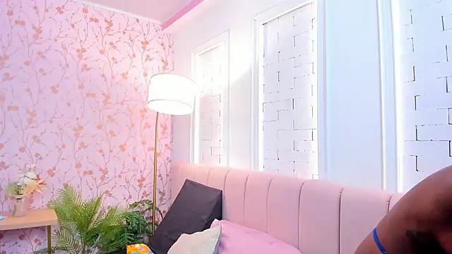 Snapshot of amber-hill chatting on March 17, 7:48 pm amber-hill online show from March 17, 7:48 pm