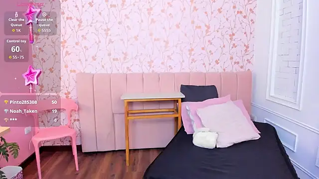 amber-hill online show from March 31, 7:16 pm