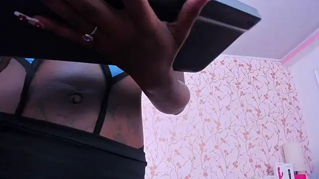 amber-hill online show from January 15, 7:12 am