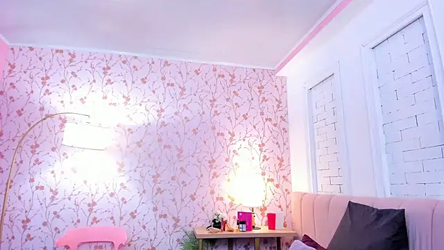 amber-hill online show from January 14, 7:06 pm