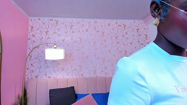 amber-hill online show from March 10, 6:23 pm