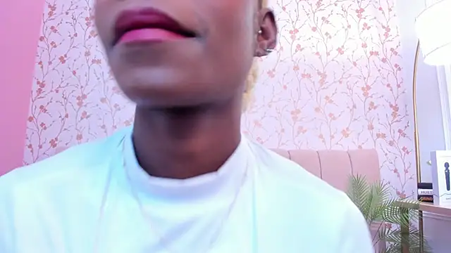 amber-hill online show from December 2, 7:15 pm