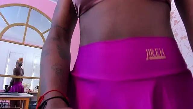 amber-hill online show from October 25, 7:14 pm