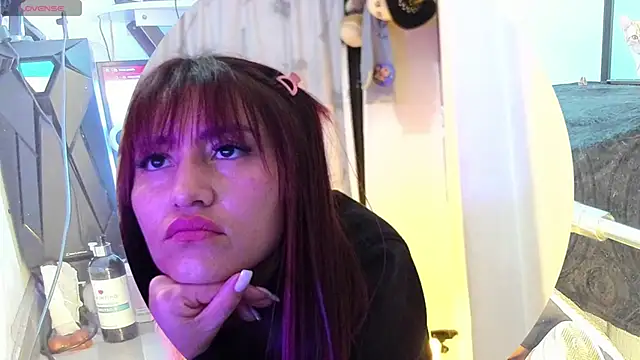 jolee   online show from November 14, 2:26 am