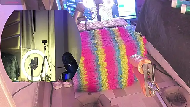 jolee   online show from November 15, 2:04 am