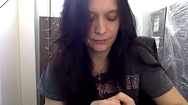 beatrizspbr online show from March 16, 4:43 pm