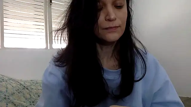 beatrizspbr online show from March 11, 12:54 pm