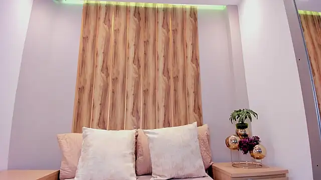 jhasly am online show from December 18, 12:09 pm