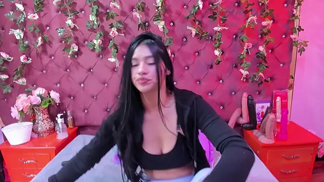 Mariana Prin online show from December 14, 2:40 am