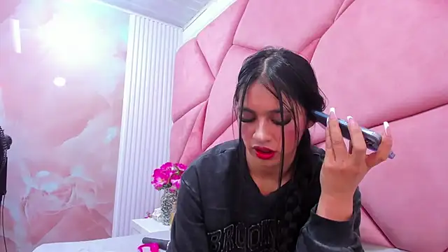 Mariana Prin online show from May 8, 2:59 am