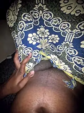 Snapshot of Yours_daddy6728 chatting on March 2, 6:48 pm Yours daddy6728 online show from March 2, 6:48 pm