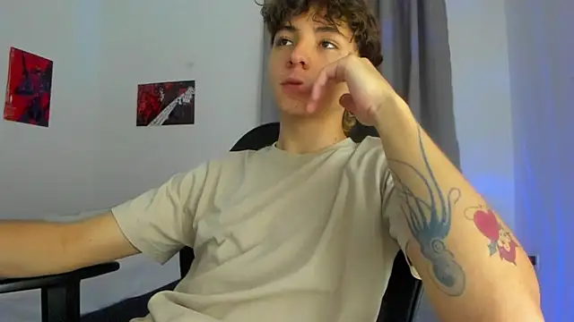Joe23   online show from October 5, 2:24 am