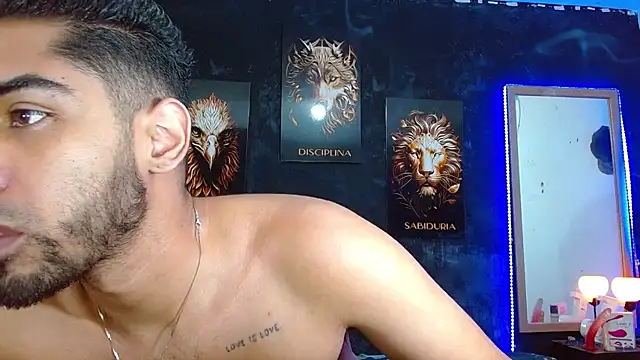 Snapshot of ryanse_hot chatting on November 15, 7:07 pm ryanse hot online show from November 15, 7:07 pm