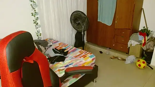 helenca43 online show from February 27, 10:48 am