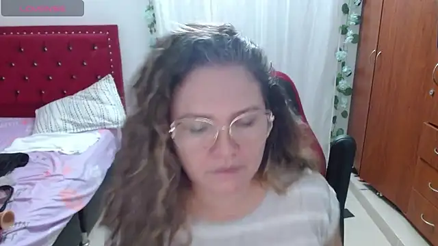 helenca43 online show from January 15, 9:34 am