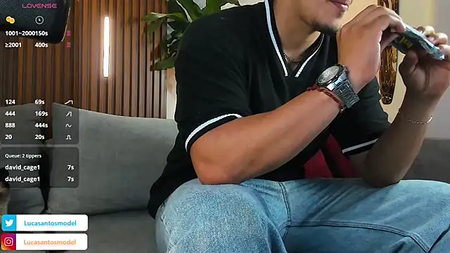 lucasanto  online show from March 8, 12:27 am