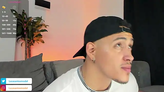 lucasanto  online show from March 6, 4:19 am