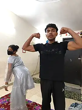 Snapshot of riya190 chatting on February 28, 6:52 pm riya190 online show from February 28, 6:52 pm