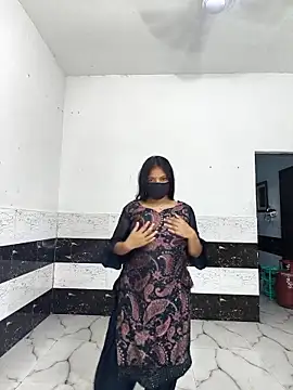 Snapshot of riya190 chatting on October 7, 6:53 pm riya190 online show from October 7, 6:53 pm