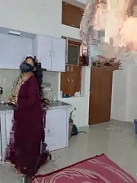 riya190 online show from April 4, 5:19 pm