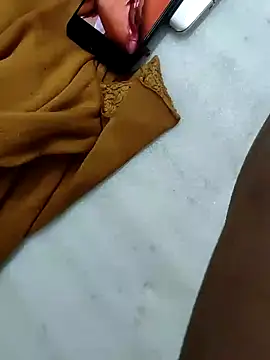 Snapshot of riya190 chatting on January 20, 5:06 pm riya190 online show from January 20, 5:06 pm