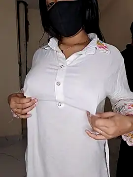 riya190 online show from February 5, 7:04 am