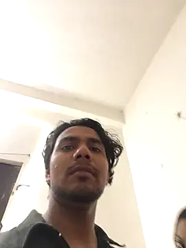 Snapshot of riya190 chatting on November 15, 4:33 pm riya190 online show from November 15, 4:33 pm