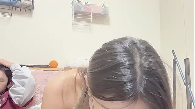 Snapshot of Sweet-Angel999 chatting on February 24, 3:24 pm Sweet-Angel999 online show from February 24, 3:24 pm