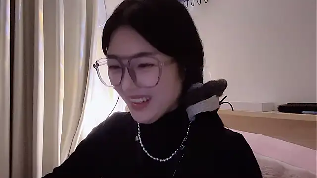 Snapshot of Sweet-Angel999 chatting on March 4, 2:58 pm Sweet-Angel999 online show from March 4, 2:58 pm