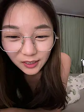 Sweet-Angel999 online show from May 28, 3:40 pm