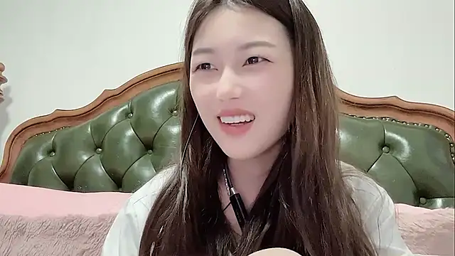 Sweet-Angel999 online show from March 29, 4:08 pm