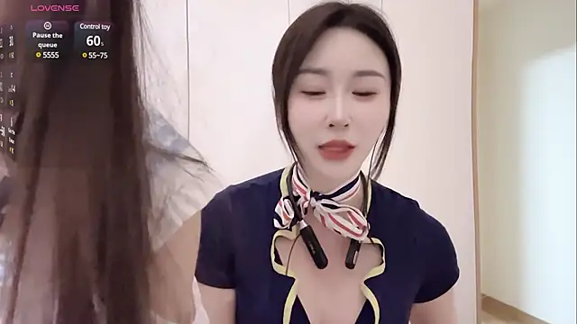 Snapshot of Sweet-Angel999 chatting on March 3, 3:22 pm Sweet-Angel999 online show from March 3, 3:22 pm