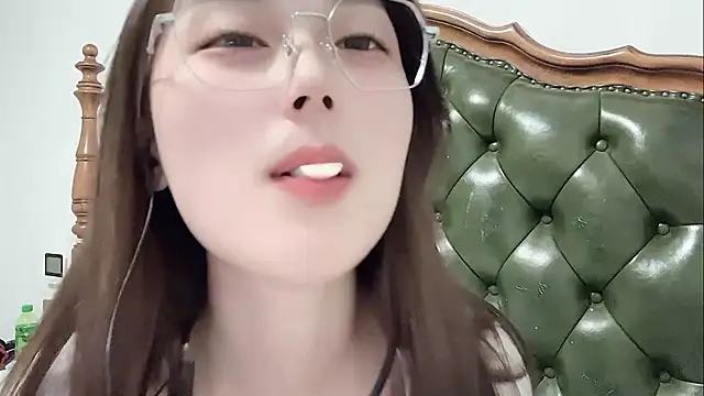 Sweet-Angel999 online show from April 10, 3:52 pm