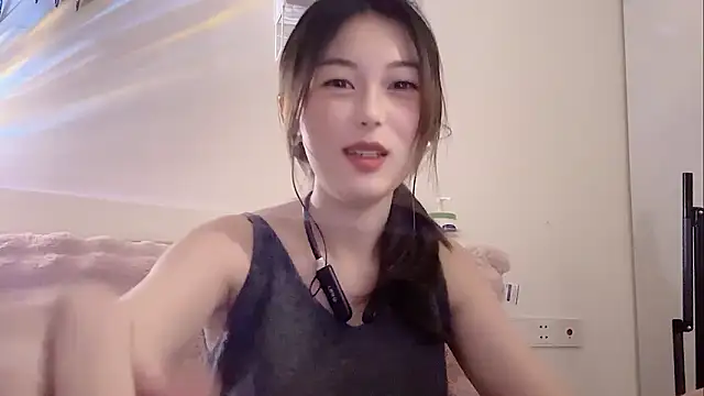 Snapshot of Sweet-Angel999 chatting on January 19, 1:15 pm Sweet-Angel999 online show from January 19, 1:15 pm