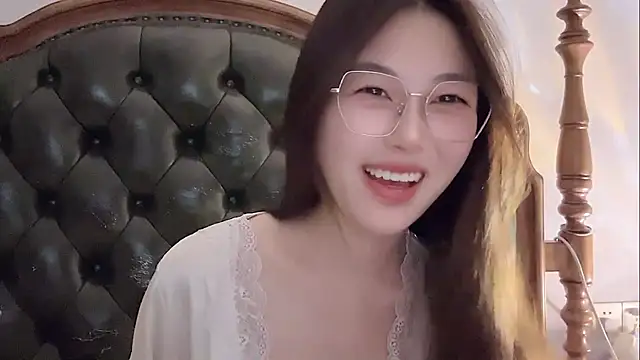 Sweet-Angel999 online show from May 8, 3:27 pm