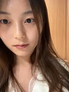 Snapshot of Sweet-Angel999 chatting on November 19, 2:17 pm Sweet-Angel999 online show from November 19, 2:17 pm